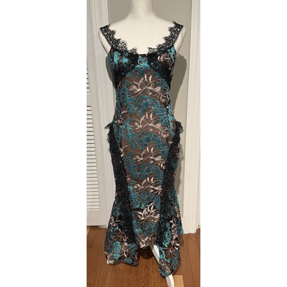 ELLIATT Peacock Lace Midi Dress Green Black Size Medium Embroidered Cocktail NWT